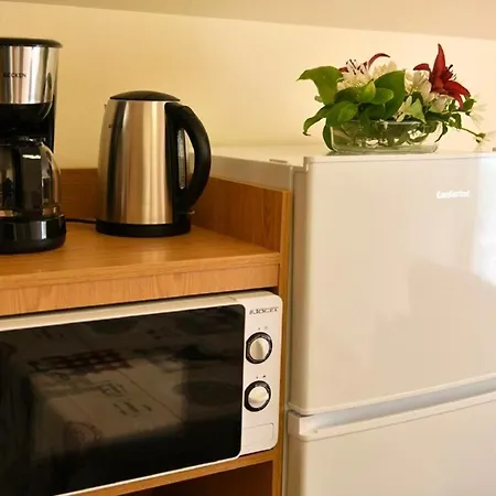 Comfortable With Shared Pool In Prazeres, 150 M² Apartamento Campanário