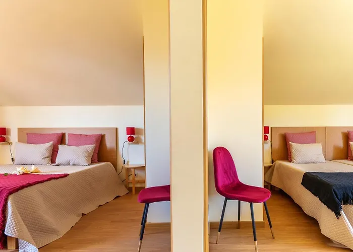 Apartmán Comfortable With Shared Pool In Prazeres, 150 M² *